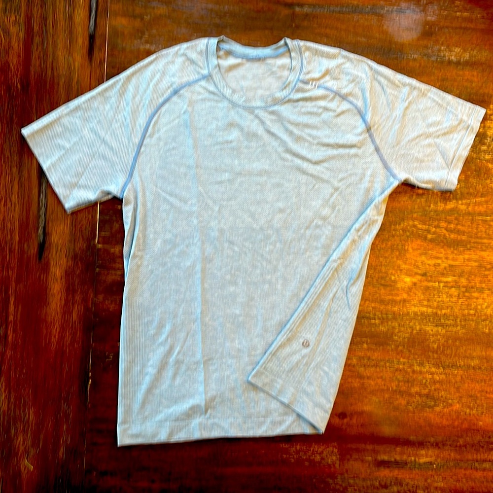 Metal Vent Tech Short Sleeve Shirt M